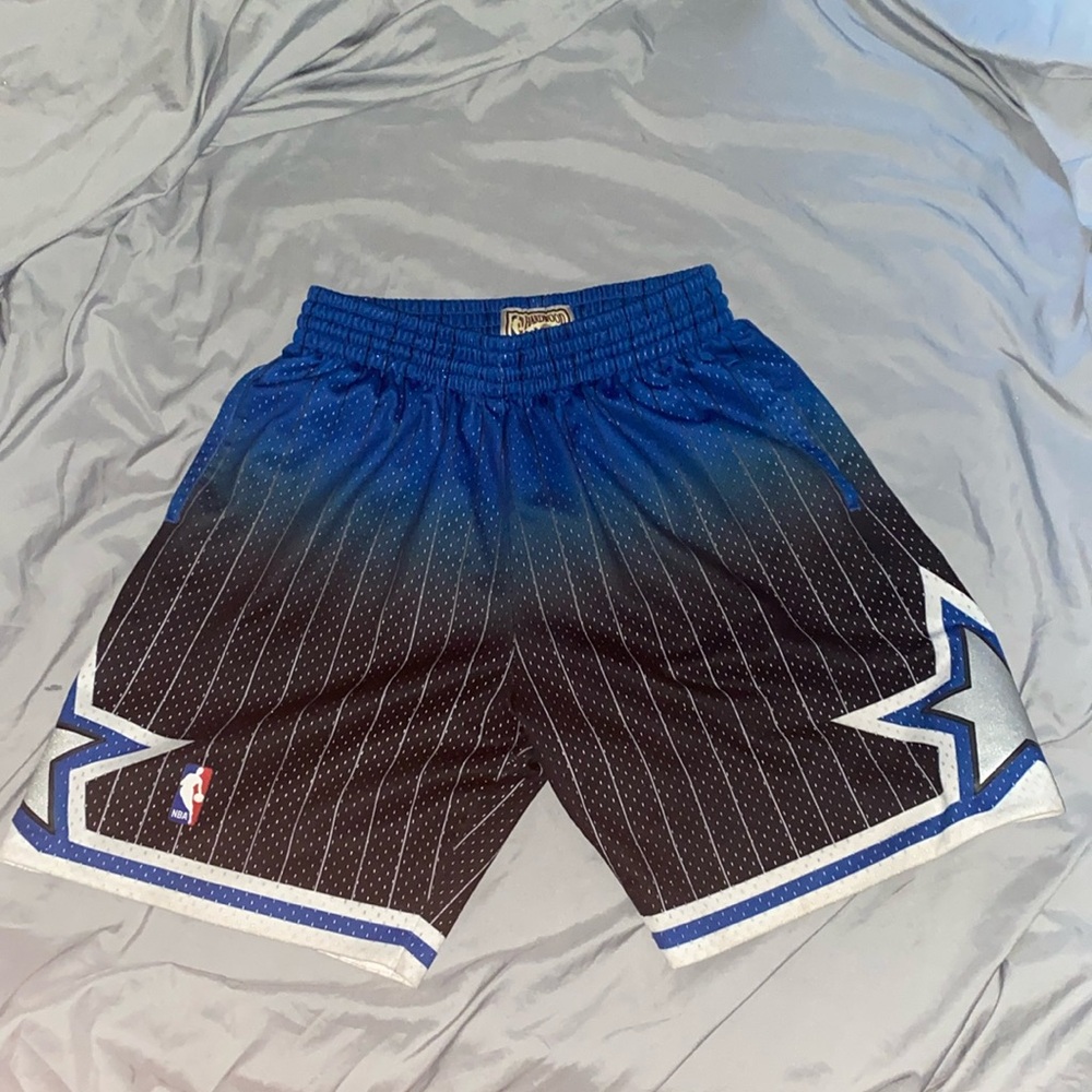 Mitchell n Ness Orlando Magic Swingman Collection Shorts.